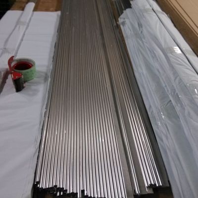 comprar Perfil de corte de acero inoxidable 316 personalizado plano con película de protección 2,5 m de longitud online manufacture